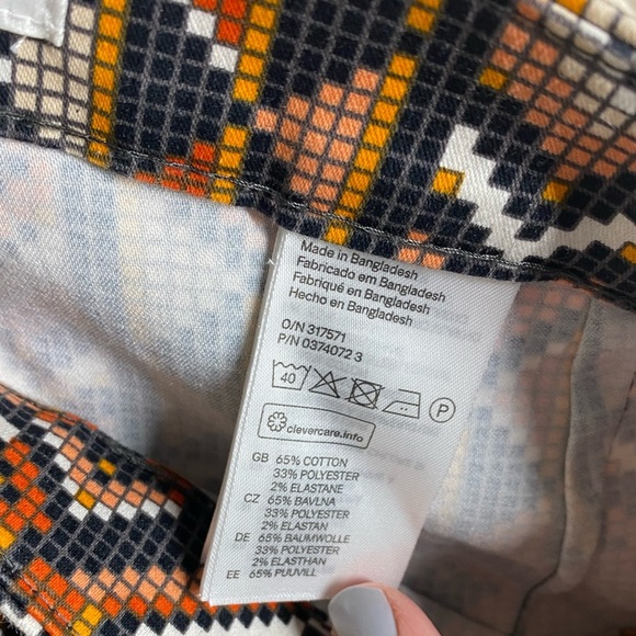 H&M geometric print cigarette leg pants 8 - Picture 10 of 12